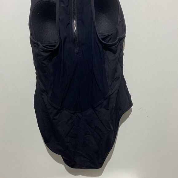 Bond-eye Wopmen's Black Sleeveless Racerback Mesh Padded Swimsuit Size Medium - Picture 6 of 10